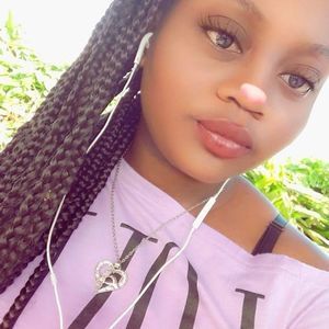 Meet your Posher, Emile